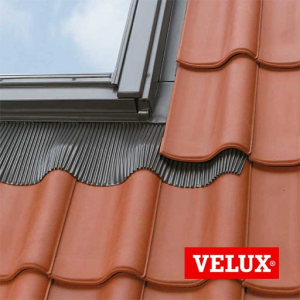 Оклад VELUX EDW 1000 с гидроизоляцией для профилированных кровельных материалов 78x98